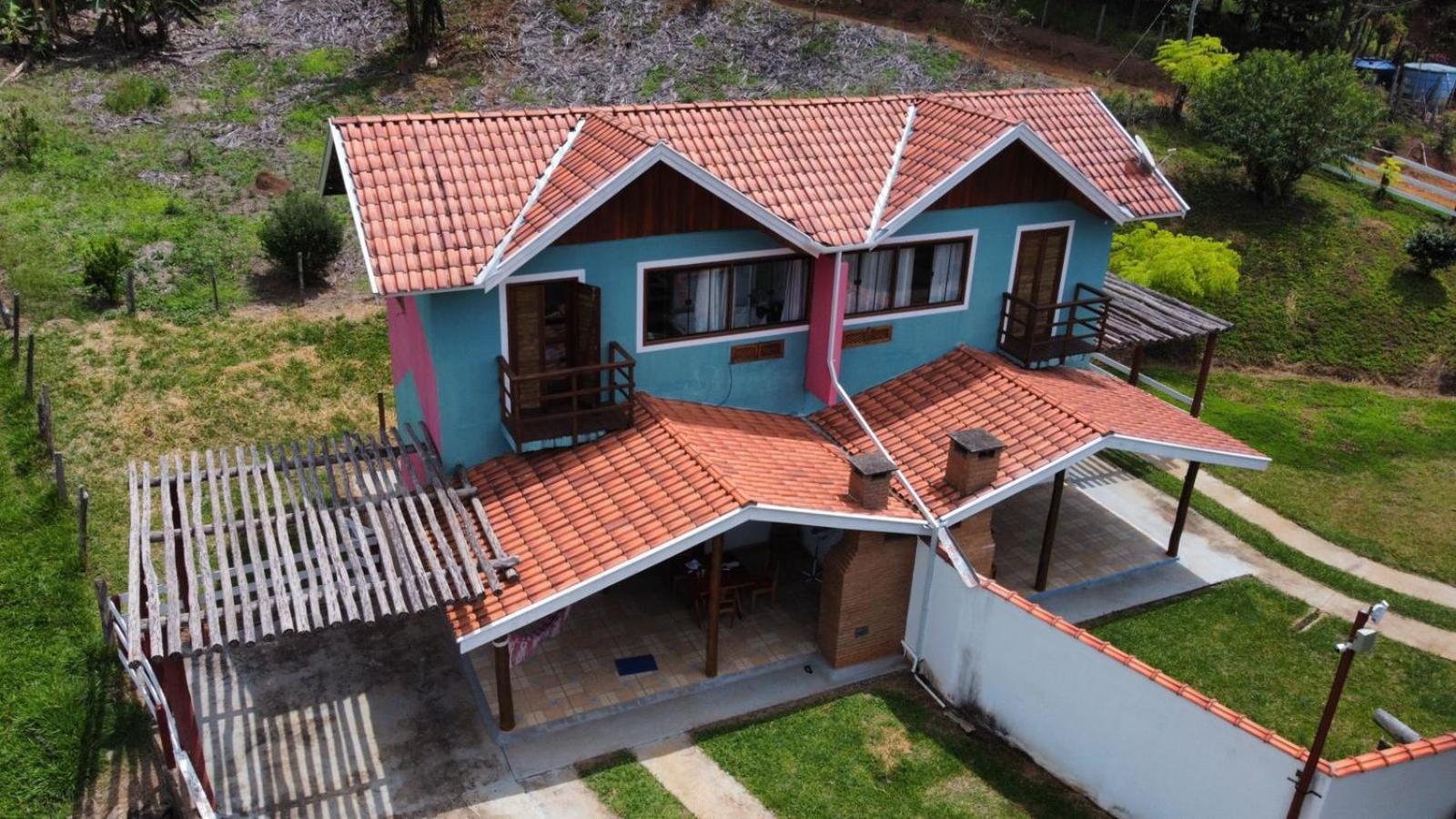 Dona Manoela * Gonçalves