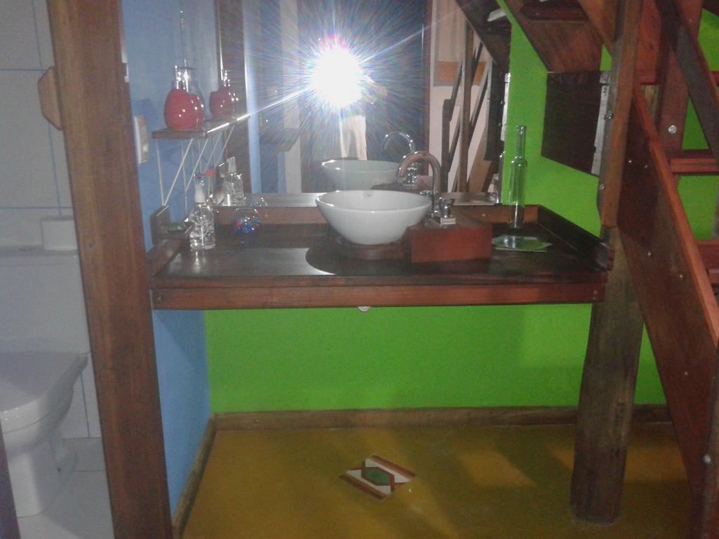 Dona Manoela * Gonçalves